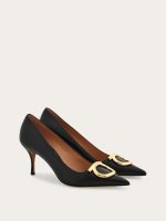 Ferragamo Maxi Gancini pump - Image 5